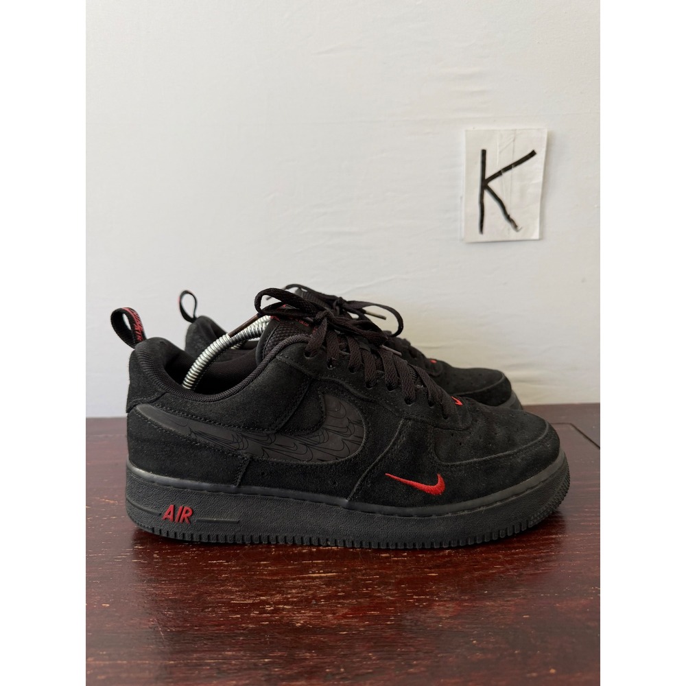 Nike Air Force 1 07 LV8 Suede Graphic Black Red Mens Size 9